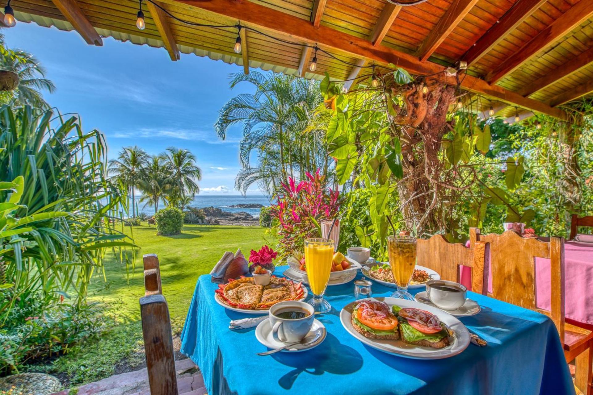 Hotel Amor De Mar Montezuma Exterior photo