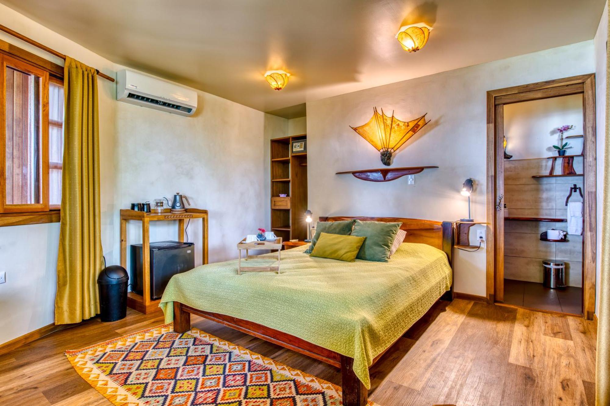Hotel Amor De Mar Montezuma Exterior photo